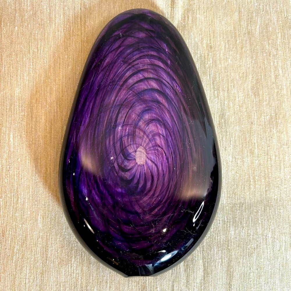 Art Glass Hand Blown Obelisk Shape Purple Span Striations Paperweight